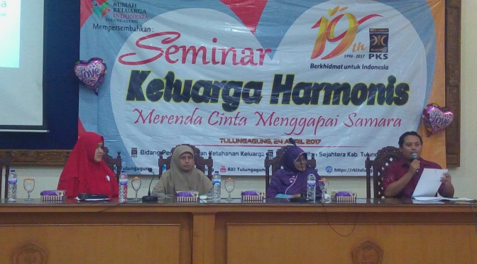 RKI mempersembahkan Seminar Keluarga Harmonis untuk Masyarakat Tulungagung